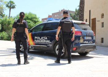 Detenidas dos mujeres por robar y agredir en una vivienda de València