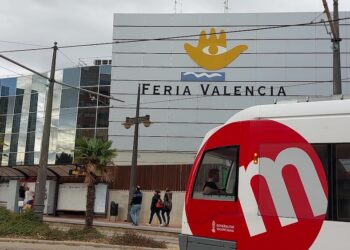 Metrovalencia facilita la movilidad para acudir en tranvía a Forinvest en Feria Valencia