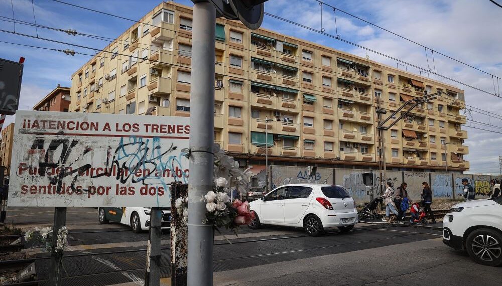 La Generalitat pide 130 millones al Gobierno para soterrar el paso a nivel de Alfafar