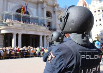 La Policía Nacional establece un dispositivo de seguridad especial estas Fallas 2024