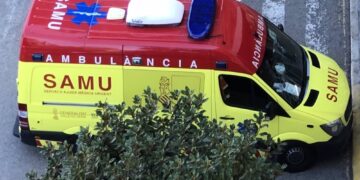 Seis heridos tras un incendio de vivienda en Valencia