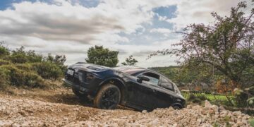 Porsche Macan eléctrico 2024: revolución en autonomía y eficiencia con pruebas extremas para el nuevo SUV premium