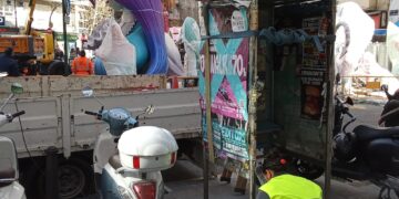 Adiós a las últimas 180 cabinas de teléfono de València