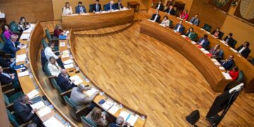 La Diputación de València promoverá los valores europeístas en los colegios valencianos