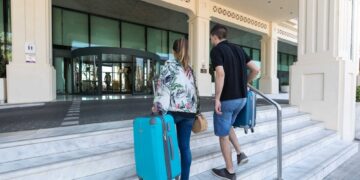 La ocupación hotelera supera el 80 % en Semana Santa en el litoral de la Comunitat Valenciana