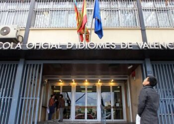 Las EOI ofertarán plazas suficientes para la demanda del curso 24/25