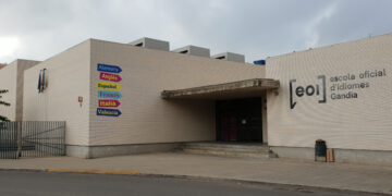 Las EOI potenciarán la enseñanza online
