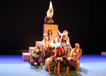 Escena Erasmus llega a 10 municipios valencianos de la mano de la UV y la Diputació