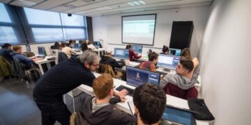 Adjudicadas 2.242 plazas de maestros del concurso de trasladado 23-24 en la provincia de Valencia