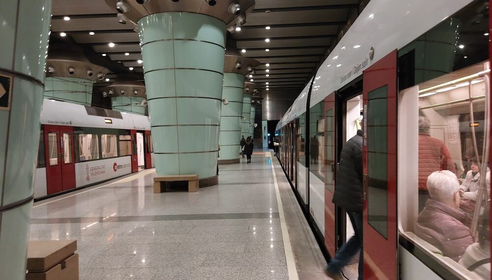 Metrovalencia adelanta los horarios el 12 de mayo por la festividad de la Virgen de los Desamparados