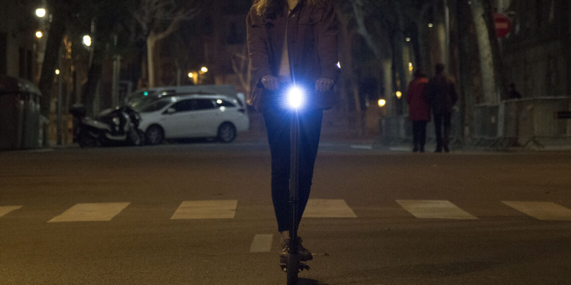 Sagunto intensifica la vigilancia de patinetes eléctricos y ciclomotores para mejorar la seguridad vial