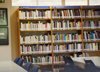 La Biblioteca de Xàtiva lanza renovación de préstamos por WhatsApp