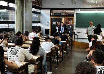 Más de 24.200 estudiantes inician las pruebas de acceso a la universidad en la Comunitat Valenciana