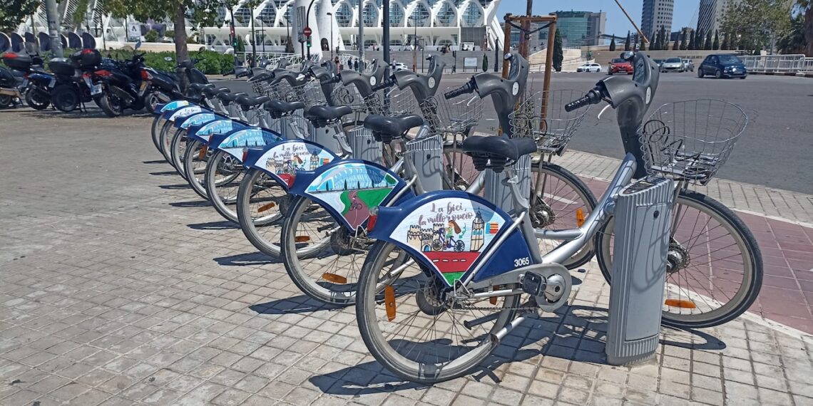Valenbisi impulsa la movilidad sostenible en València con un aumento del 15% en el uso de sus bicicletas compartidas en 2023