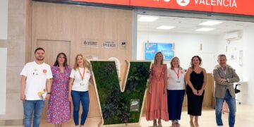 València estrena una oficina de información turística en el aeropuerto más innovadora y accesible  