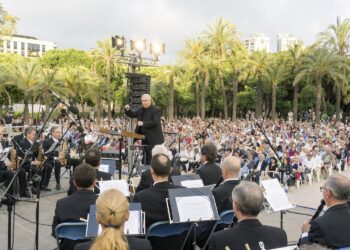 Arranca el Certamen Internacional de Bandas de Música con el espectáculo “Sonar València” y más de 350 músicos