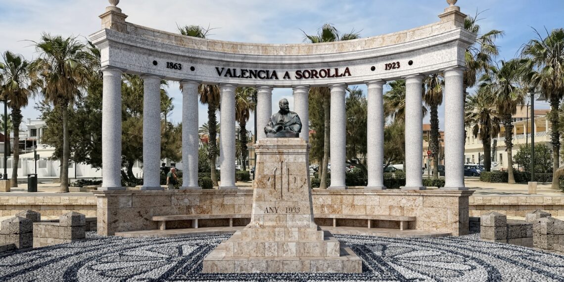 El Monumento a Sorolla vuelve a la playa del Cabanyal
