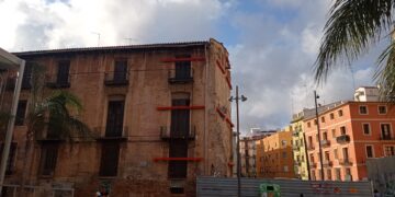 València da luz verde a la rehabilitación del Palau dels Eixarchs para convertirlo en un complejo hotelero