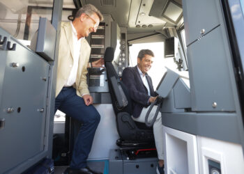 Carlos Mazón destaca las inversiones y creación de empleo en la Comunitat Valenciana