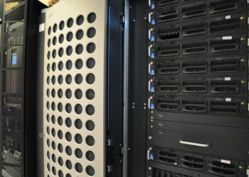 La Generalitat duplica la capacidad de sus centros de procesamiento de datos