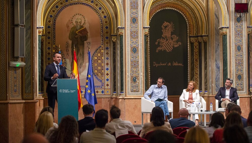 La Diputació desarrolla un programa de seguridad vial escolar en el Circuito de Cheste