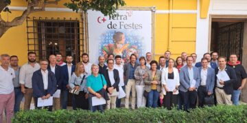 La comisión asesora de fiestas de la Comunitat Valenciana invita a grandes municipios a unirse para fortalecer las festividades locales