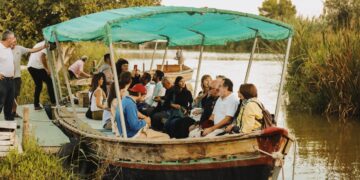 Vive la experiencia de ser ‘Arrocero por un Día’: un encuentro gastronómico en l’Albufera