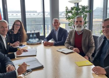 Feria Valencia acogerá APAEXPO By R+T en mayo de 2025, destacando la industria de puertas automáticas en España