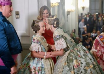 València proclama a Berta Peiró y Lucía García falleras mayores para 2025