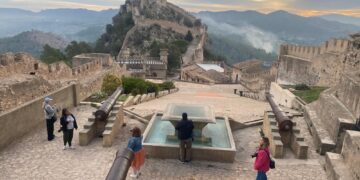 Productores de cine internacionales buscan nuevos escenarios de rodaje en la provincia de Valencia