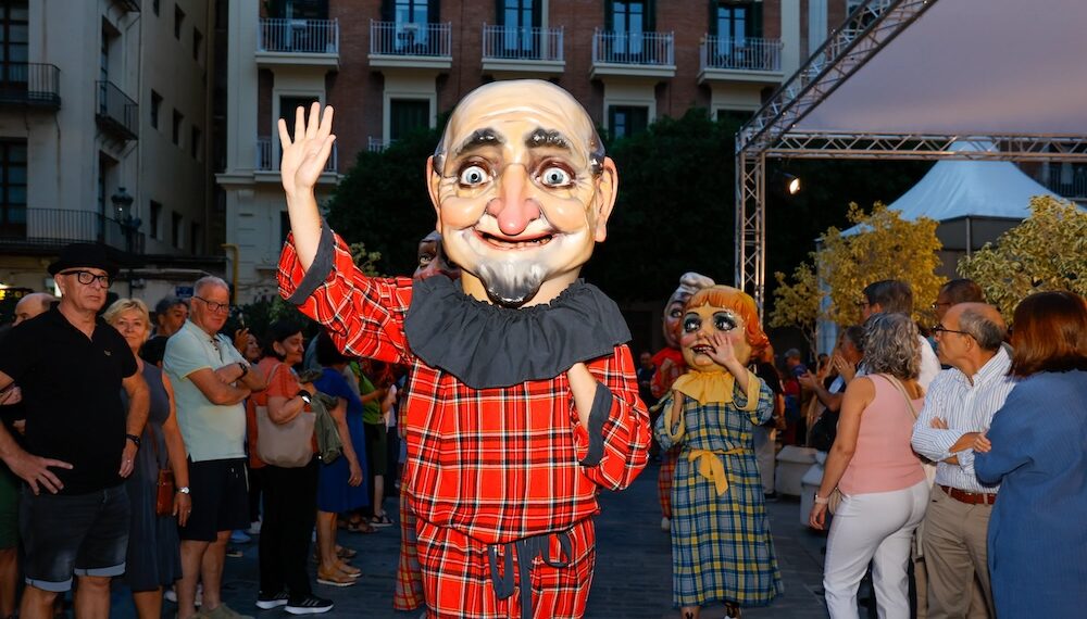 Las comarcas toman València en el 9 d’Octubre