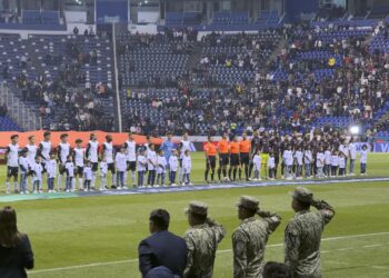 El Valencia CF empata 2-2 ante la selección de México en el amistoso disputado en Puebla