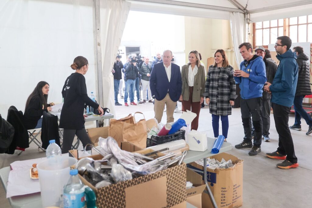 1121 Catala World Central Kitchen 8