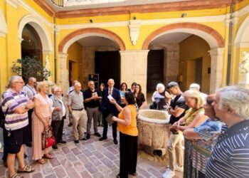 La Universitat Popular de Valencia lanza 20 grupos gratuitos de autoaprendizaje con 500 nuevas plazas