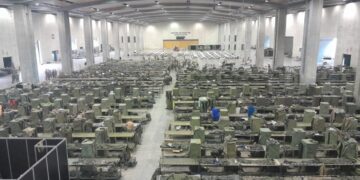 Feria Valencia se convierte en base de apoyo para más de 2.500 militares en la recuperación tras la DANA