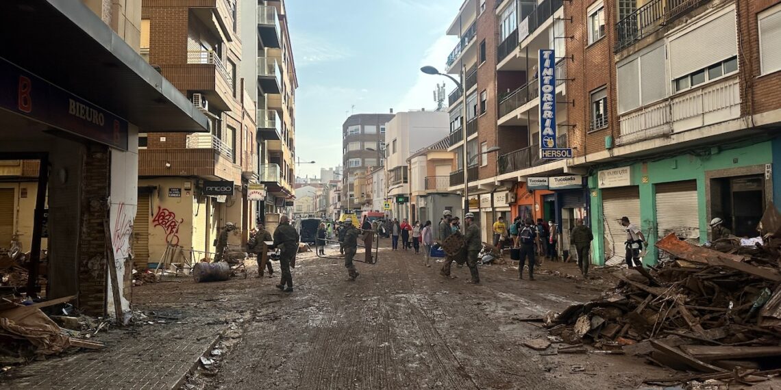 La Generalitat acelera la recuperación en las zonas afectadas por la DANA con más de 7,000 efectivos desplegados