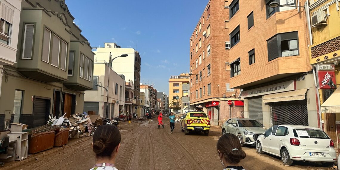 La Generalitat reubica en residencias a mayores dependientes afectados por la DANA en Valencia