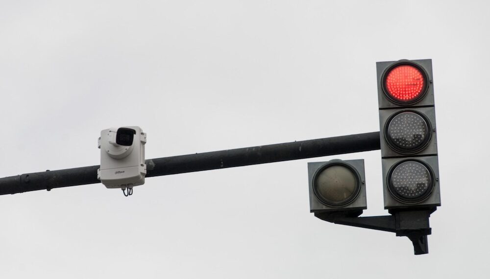 Valencia moderniza las plazas de carga y descarga con visión artificial