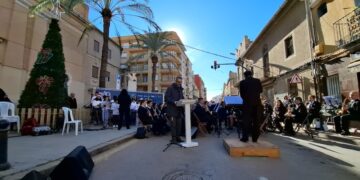 València se llena de música por Navidad con más de 40 actuaciones de bandas