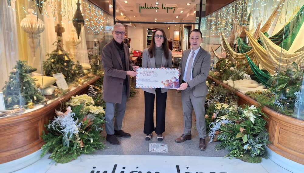 València premia los mejores escaparates de Navidad