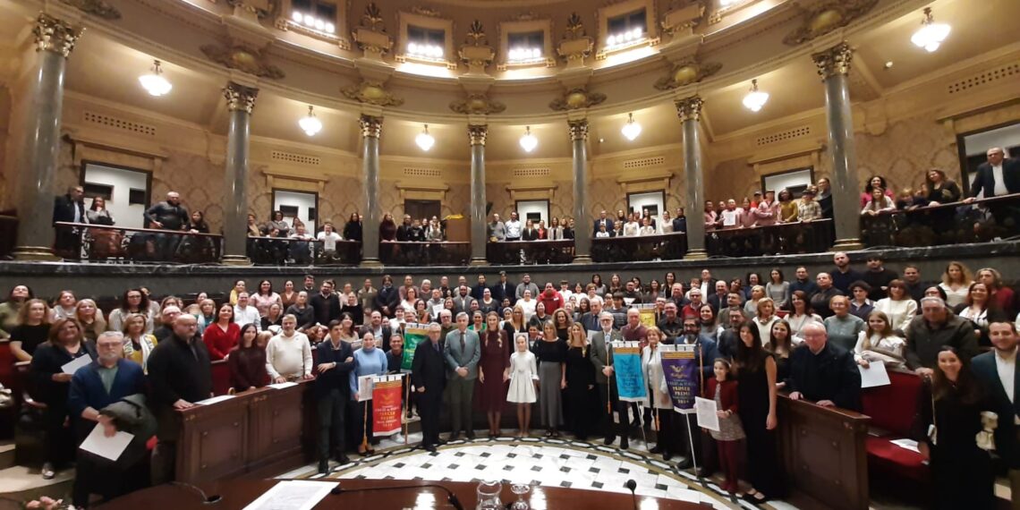 Valencia celebra la entrega de los premios del Concurso de las Cruces de Mayo 2024