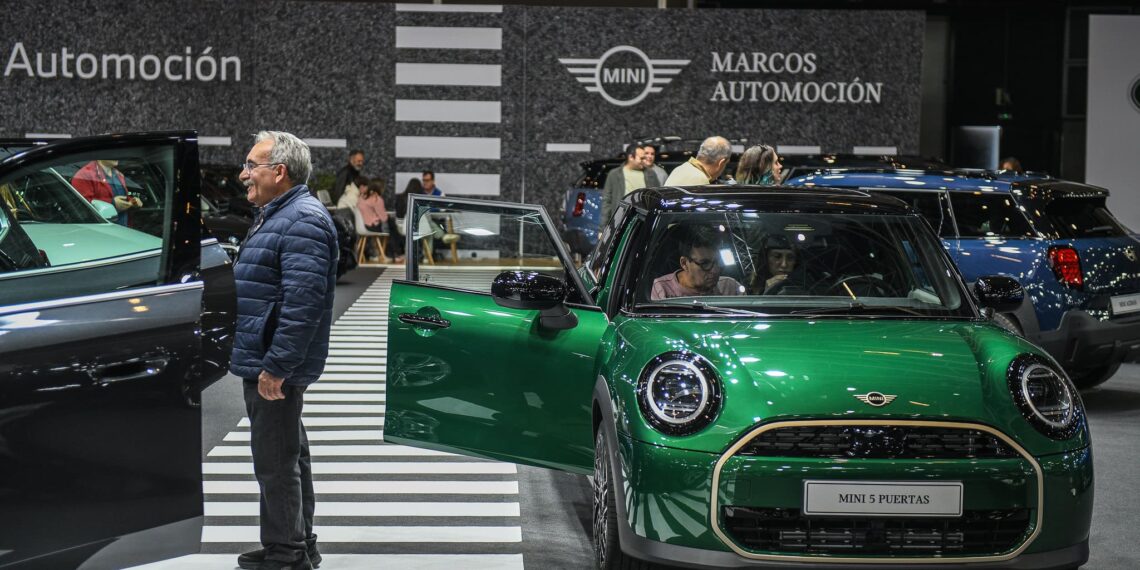 mini coche feria del automovil valencia 2024