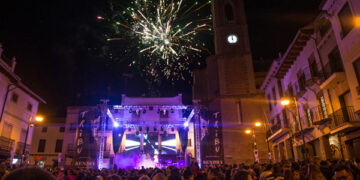 Sagunto organiza dos grandes fiestas de Nochevieja con espectáculos musicales en Sagunto y Puerto de Sagunto