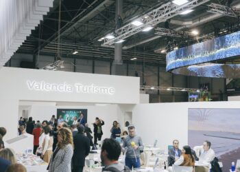La Diputació se presenta en FITUR con «Te mereces Valencia»