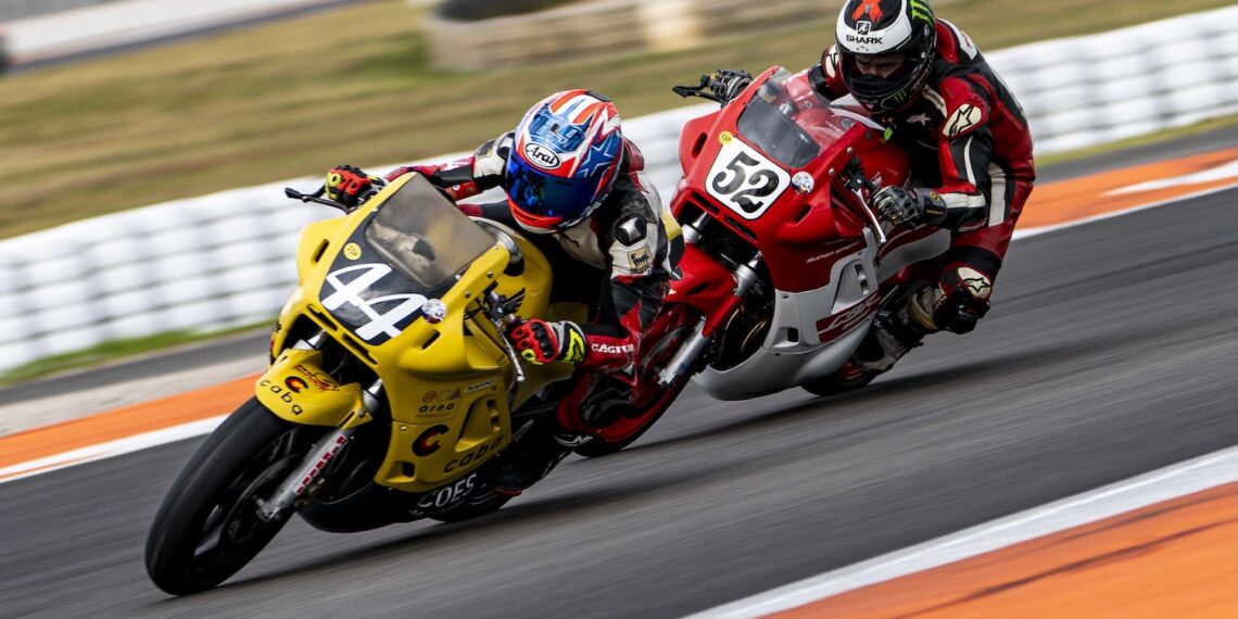 El Circuit Ricardo Tormo acoge el Racing Legends con Carlos Checa como protagonista