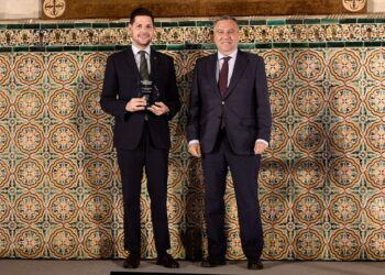 Gandia ve reconocida su excelencia turística en la II Gala de premios organizada por La 8 Mediterráneo TV