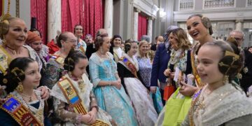 Las Fallas Municipales de Valencia 2025 serán accesibles e internacionales gracias a la IA
