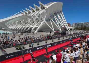 Ironman 70.3 Valencia 2025: horarios, restricciones de tráfico y detalles
