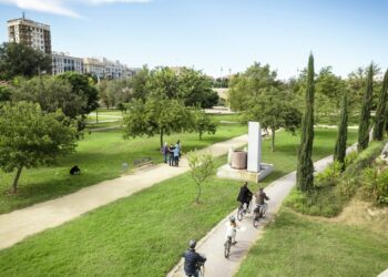 Abierto el plazo para inscribirse en las visitas guiadas gratuitas al Jardín del Túria en Valencia 2025