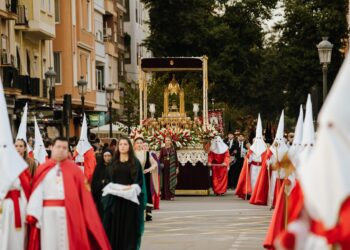 Semana Santa Valencia 2025: guía completa de Procesiones por días y barrios